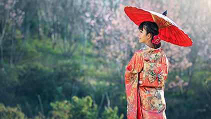 The Vibrant and Colorful World of Asian Fashion 1